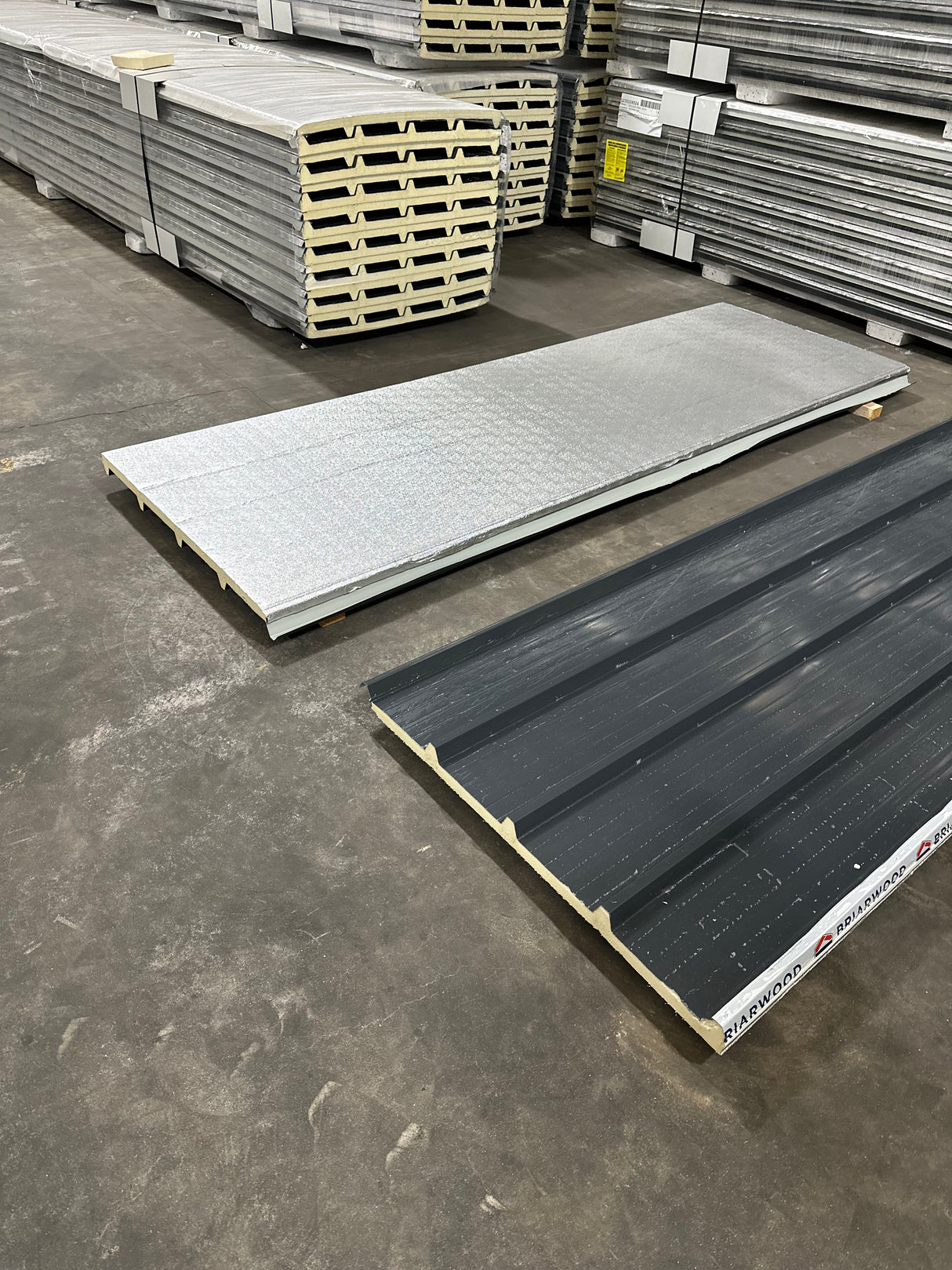 30mm PUR Insulated Roof Panel (No Cut Back) Anthracite