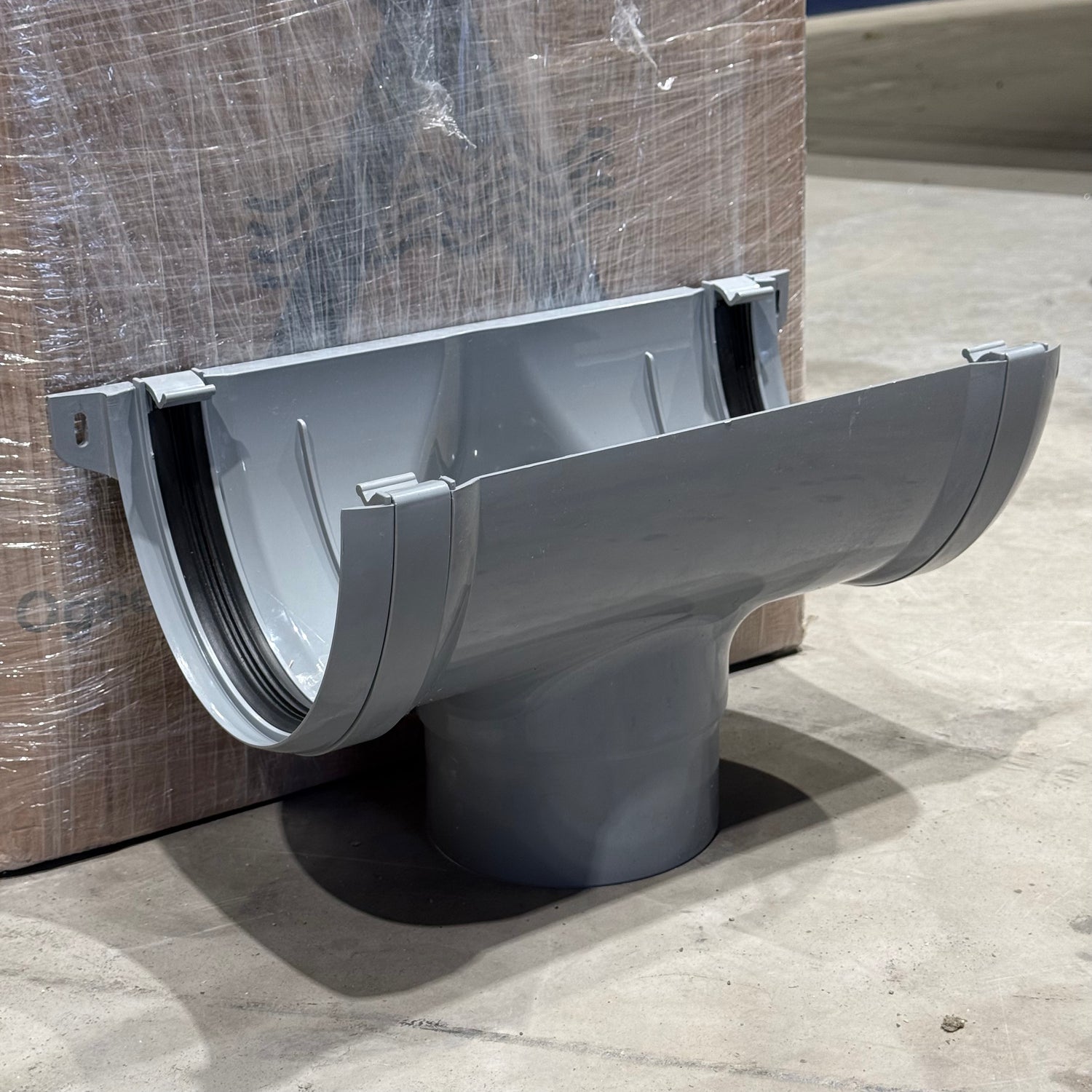 Briarwood AgriSpec 200mm Guttering Running Outlet